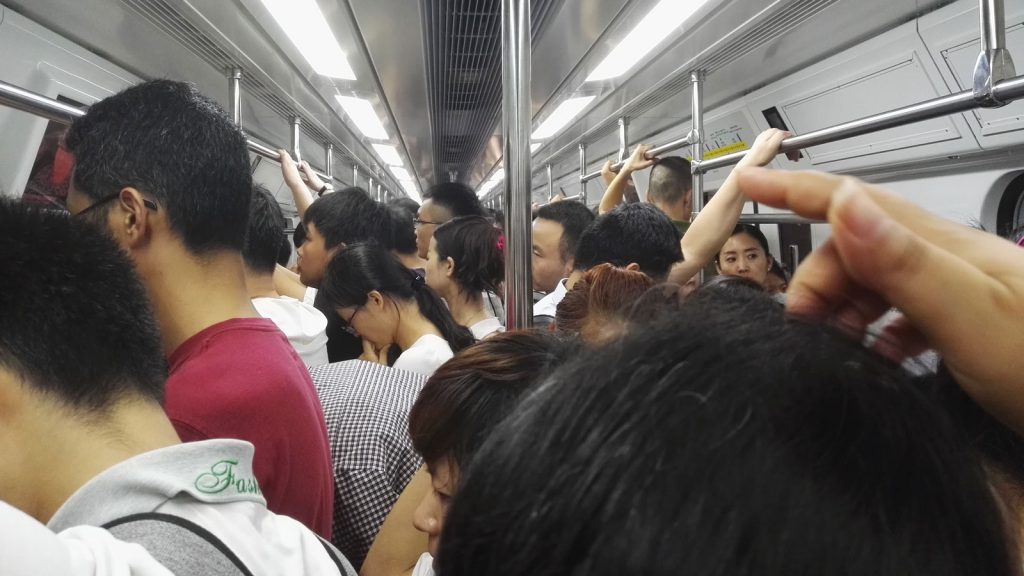 13 号线往西直门即将到达知春路站